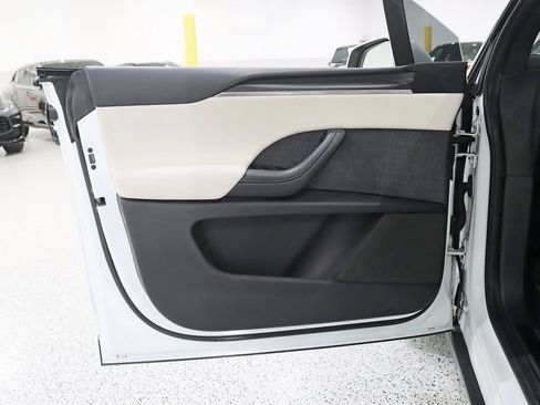 Used 2022 Tesla Model X Plaid AWD/4WD image 34
