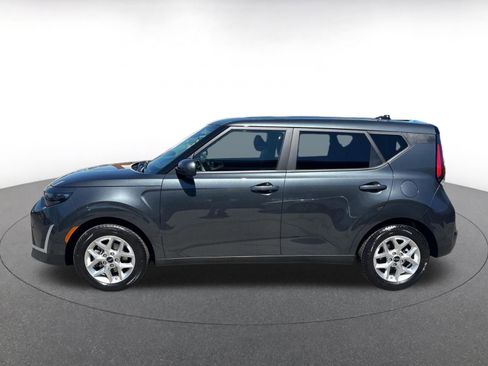 Used 2025 Kia Soul LX w/ LX Technology Package image 10