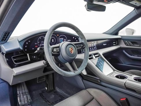 Certified 2024 Porsche Taycan w/ Premium Package RWD image 4