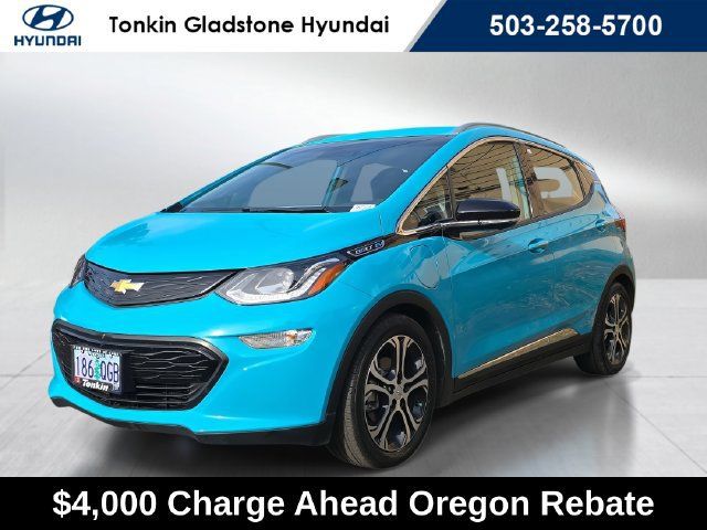 Used 2020 Chevrolet Bolt Premier w/ Infotainment Package FWD image 7