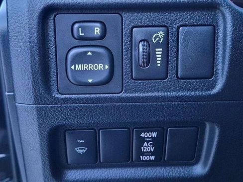 Used 2017 Toyota 4Runner SR5 RWD image 10