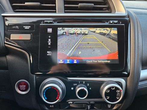 Used 2016 Honda Fit EX image 10