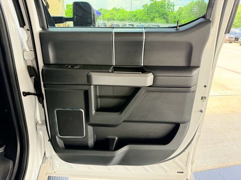 Used 2018 Ford F350 Platinum w/ Platinum Ultimate Package AWD/4WD image 13