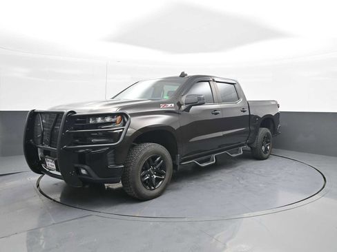 Used 2020 Chevrolet Silverado 1500 LT Trail Boss w/ Convenience Package AWD/4WD image 4