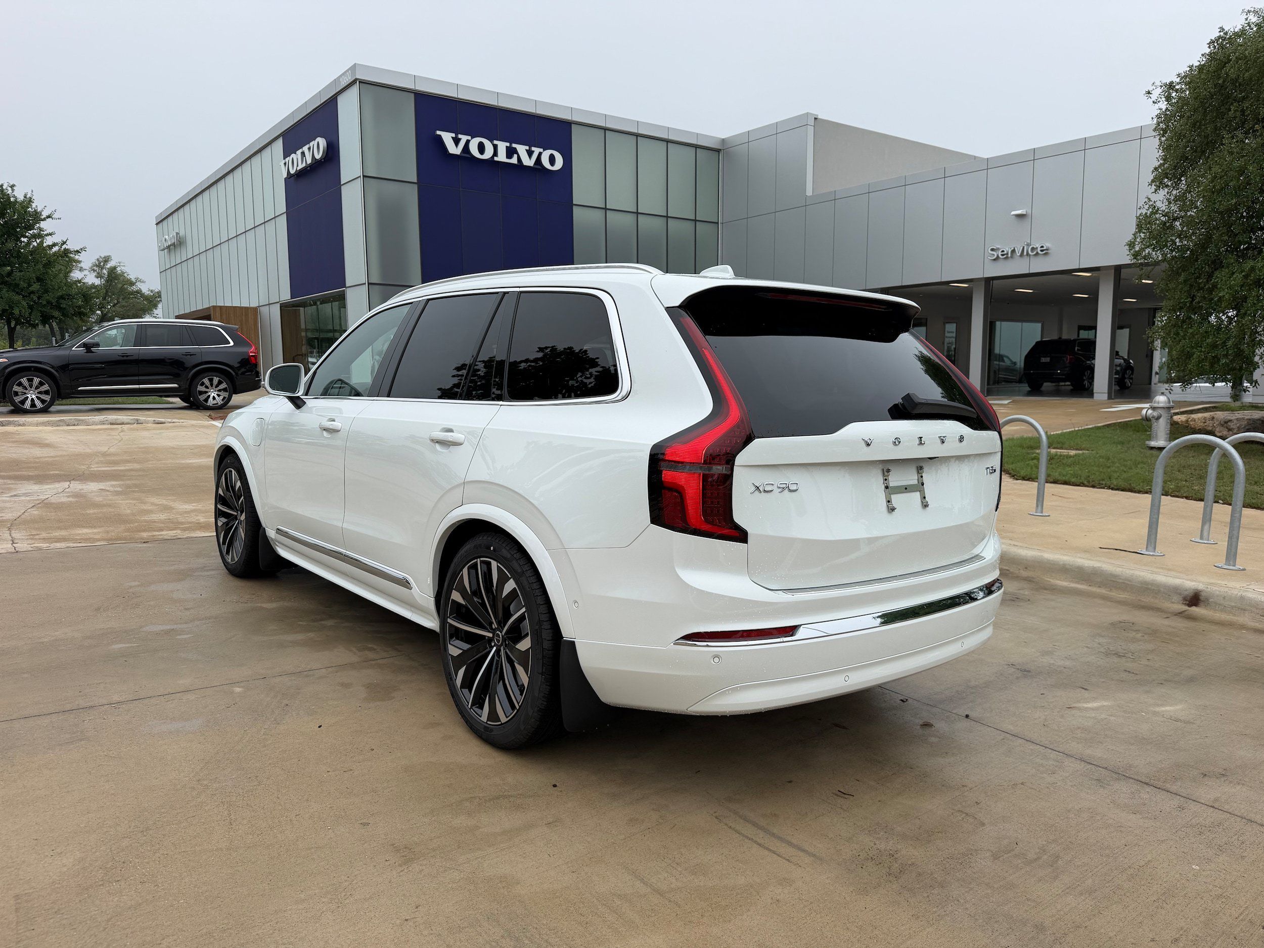 New 2026 Volvo XC90 T8 Ultra w/ Lounge Package AWD/4WD image 4