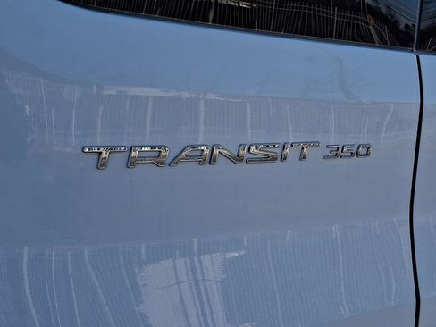 Used 2020 Ford Transit 350 XL image 28