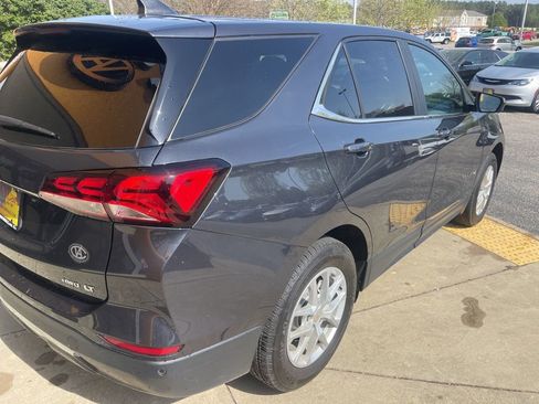 Used 2023 Chevrolet Equinox LT image 4