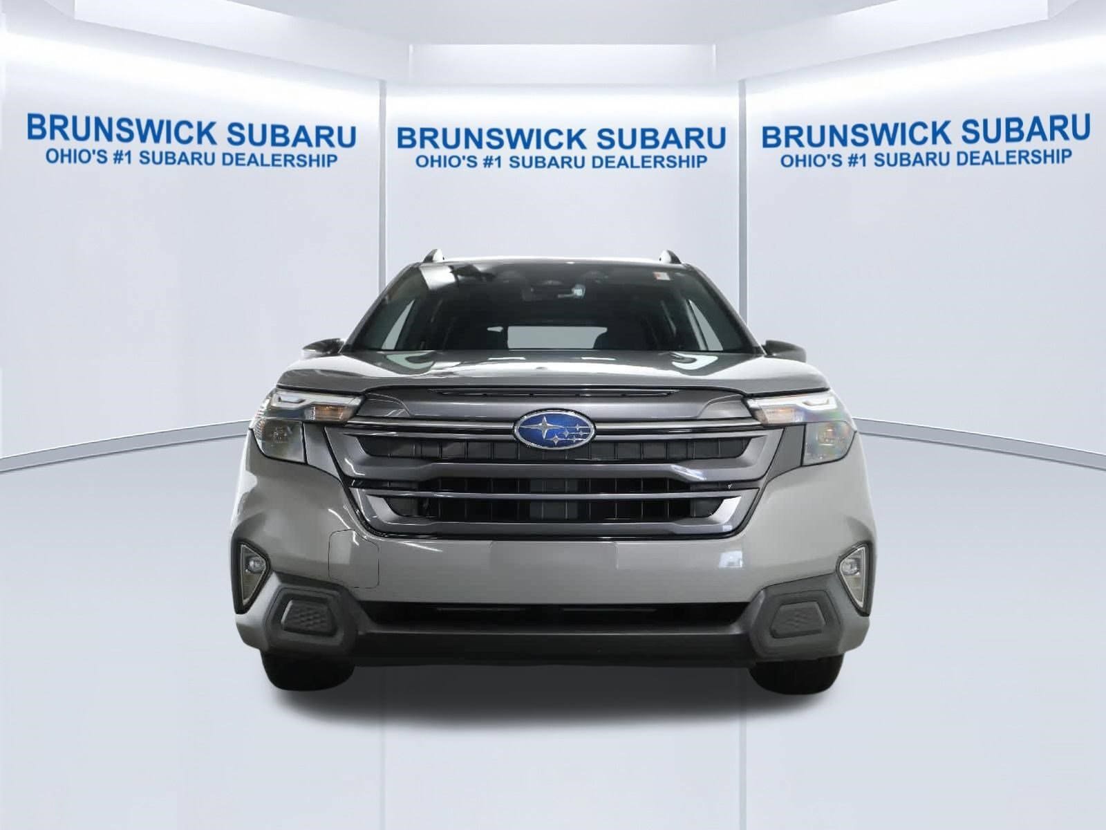 Certified 2025 Subaru Forester Premium w/ Convenience Package #1 AWD/4WD image 5