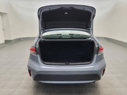 Used 2021 Toyota Corolla LE image 29