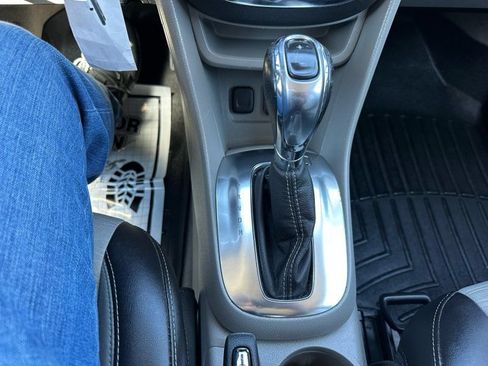 Used 2015 Buick Encore Convenience AWD/4WD image 21