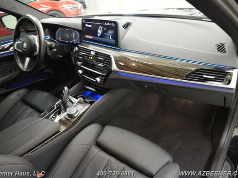 Used 2023 BMW 530i w/ M Sport Package RWD image 22