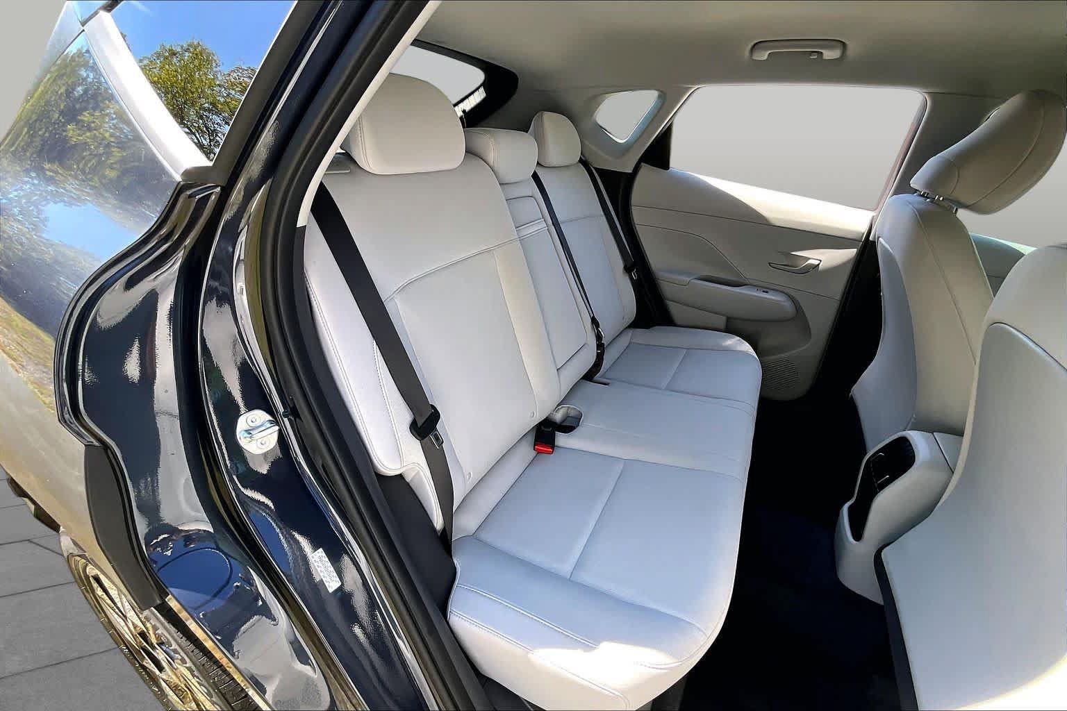 Used 2024 Hyundai Kona SEL FWD image 21