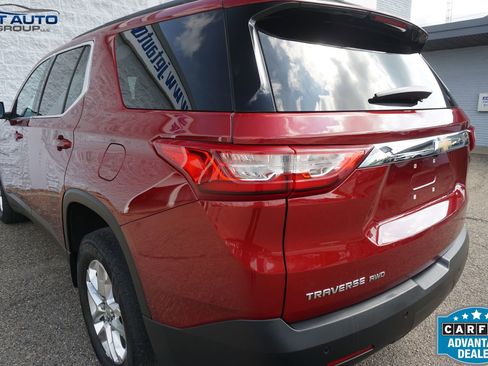 Used 2019 Chevrolet Traverse LT AWD/4WD image 9