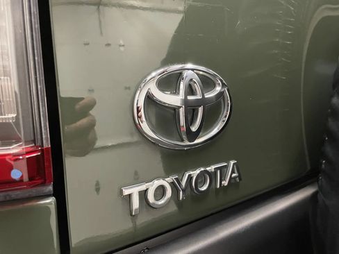 Used 2014 Toyota FJ Cruiser 2WD w/ Convenience Package image 13