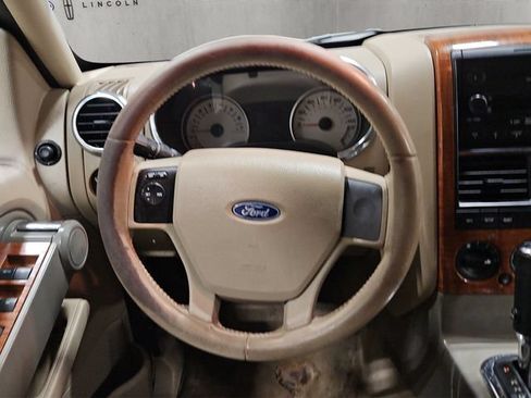 Used 2007 Ford Explorer Eddie Bauer AWD/4WD image 2