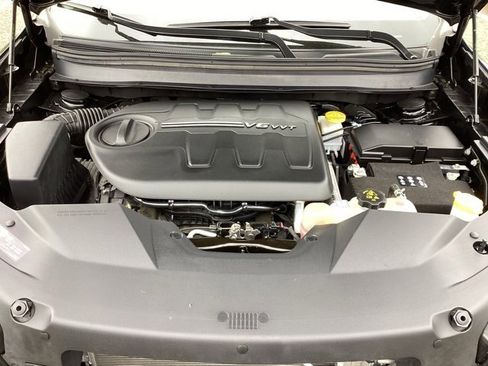 Used 2022 Jeep Cherokee Trailhawk image 28