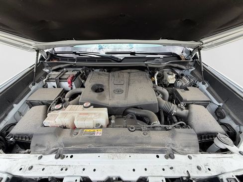 Used 2023 Toyota Tundra SR5 w/ SR5 Premium Package AWD/4WD image 20