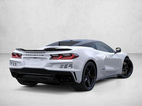New 2025 Chevrolet Corvette E-Ray w/ Battery Protection Package AWD/4WD image 4
