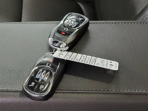 Used 2025 Buick Envista Sport Touring w/ Convenience I Package image 27