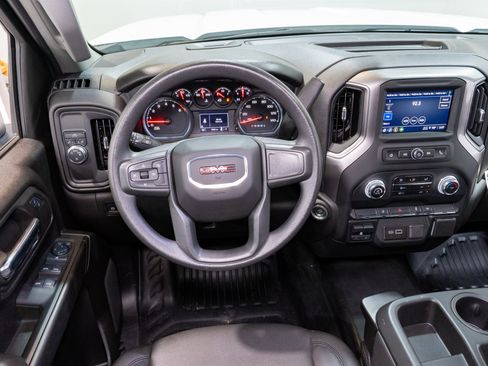 Used 2024 GMC Sierra 2500 Pro w/ Convenience Package RWD image 13