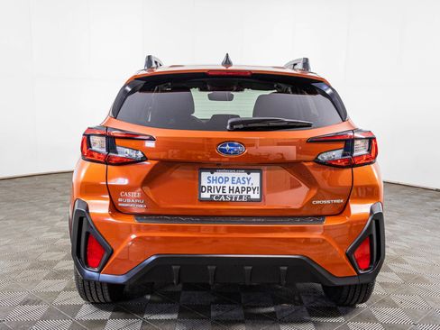 Used 2025 Subaru Crosstrek 2.5i Premium AWD/4WD image 14