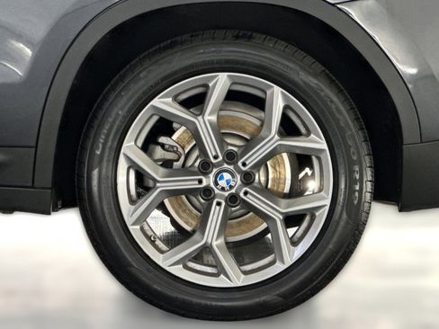 Used 2023 BMW X3 xDrive30i w/ Premium Package image 11