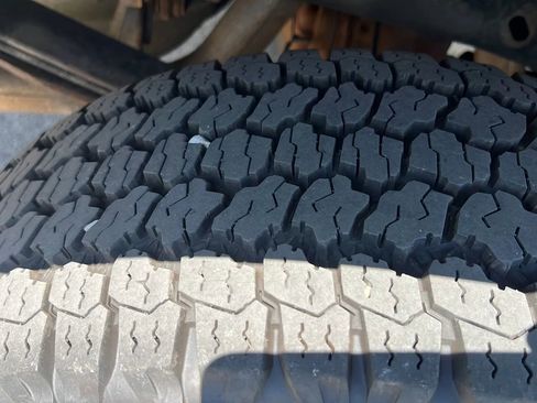 Used 2013 Ford F150 Limited image 11