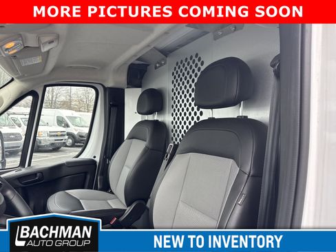 Used 2023 RAM ProMaster 2500 image 8