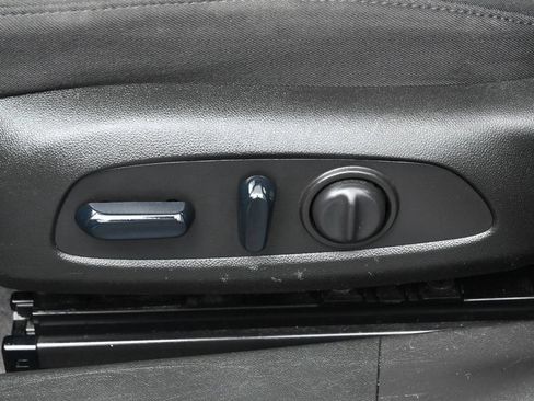 Used 2024 Chevrolet Malibu LT FWD image 12