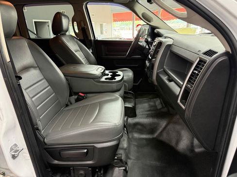 Used 2018 RAM 2500 Tradesman RWD image 14
