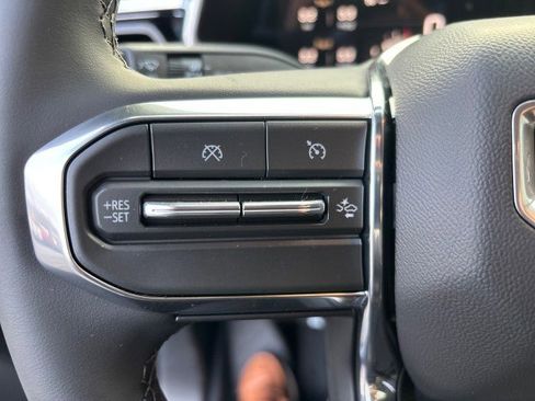 New 2026 GMC Canyon Elevation w/ Convenience Package image 18