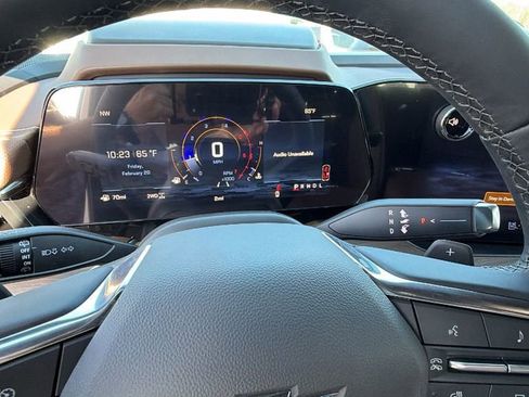 New 2026 Chevrolet Suburban High Country image 24