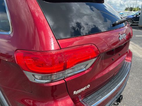 Used 2015 Jeep Grand Cherokee Limited w/ Trailer Tow Group IV RWD image 16