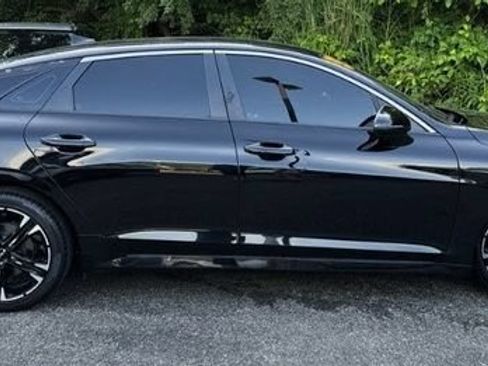 Used 2023 Kia K5 GT-Line w/ GT-Line Premium Package FWD image 3