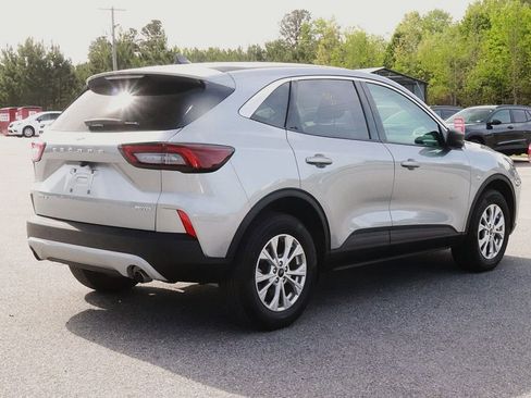 Used 2023 Ford Escape Active w/ Tech Pack #1 AWD/4WD image 7