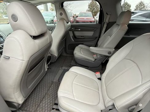 Used 2016 GMC Acadia SLT w/ Premium Edition image 22