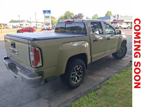 Used 2022 GMC Canyon AT4 w/ Driver Alert Package AWD/4WD image 5