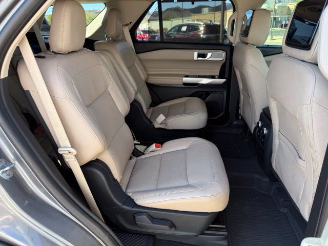 Used 2021 Ford Explorer Limited w/ Equipment Group 301A RWD image 44
