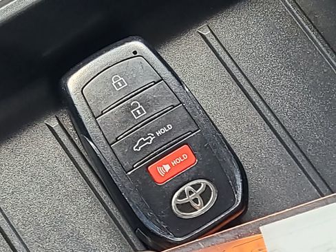 Used 2023 Toyota Tundra SR5 w/ SR5 Premium Package AWD/4WD image 27