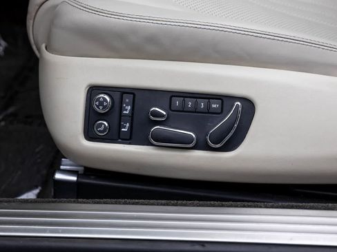 Used 2018 Bentley Continental GT image 26