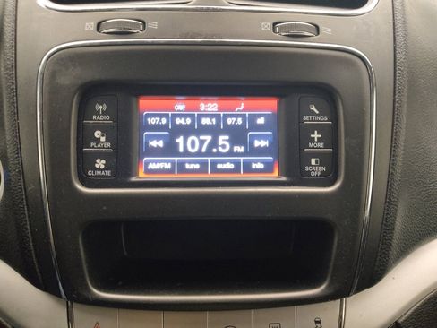 Used 2020 Dodge Journey SE FWD image 25