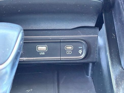 Used 2024 Kia Telluride S w/ S Sunroof Package FWD image 23