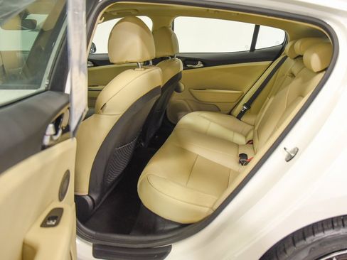 Used 2023 Kia Stinger GT-Line w/ Sun & Sound Package image 12