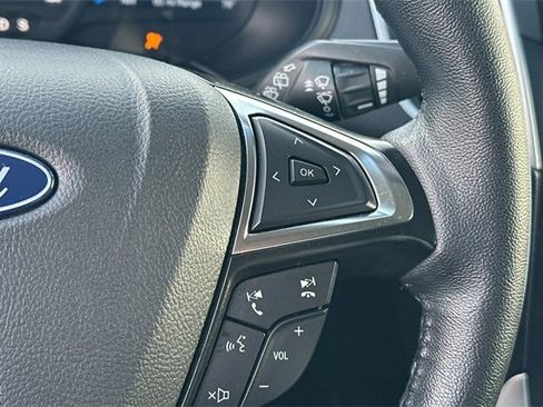 Used 2023 Ford Edge SEL image 28