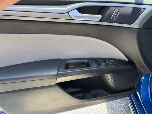 Certified 2018 Ford Fusion S FWD image 18