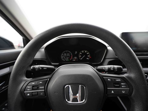 Certified 2023 Honda CR-V LX image 15