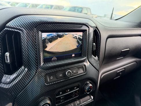 Used 2021 Chevrolet Silverado 1500 Custom Trail Boss AWD/4WD image 23