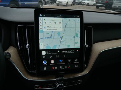 Used 2026 Volvo XC60 B5 Plus w/ Climate Package image 22