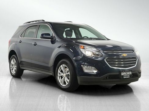 Used 2017 Chevrolet Equinox LT w/ Convenience Package AWD/4WD image 7