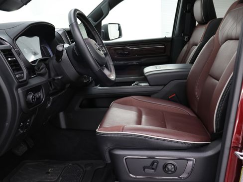 Used 2025 RAM 1500 Limited image 8